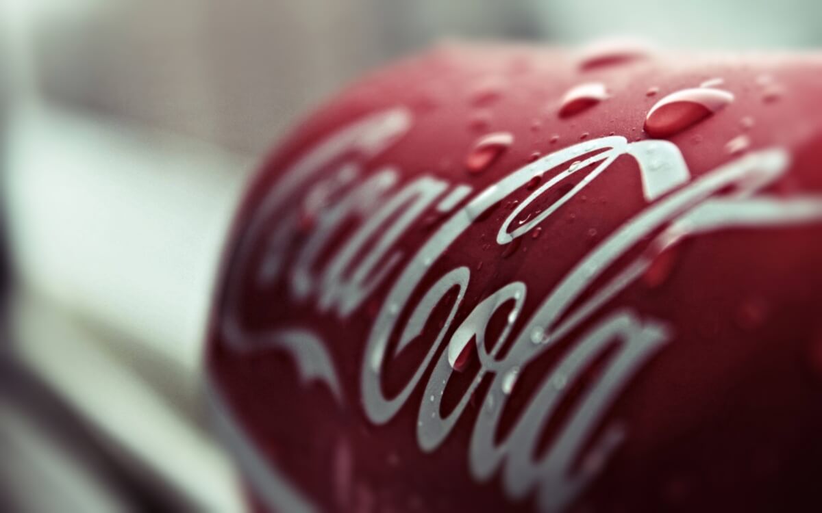 Nhận diện thương hiệu coca-cola