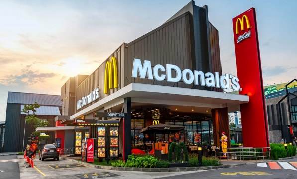 McDonald’s, thương hiệu đồ ăn nhanh nổi tiếng nhất thế giới của Mỹ