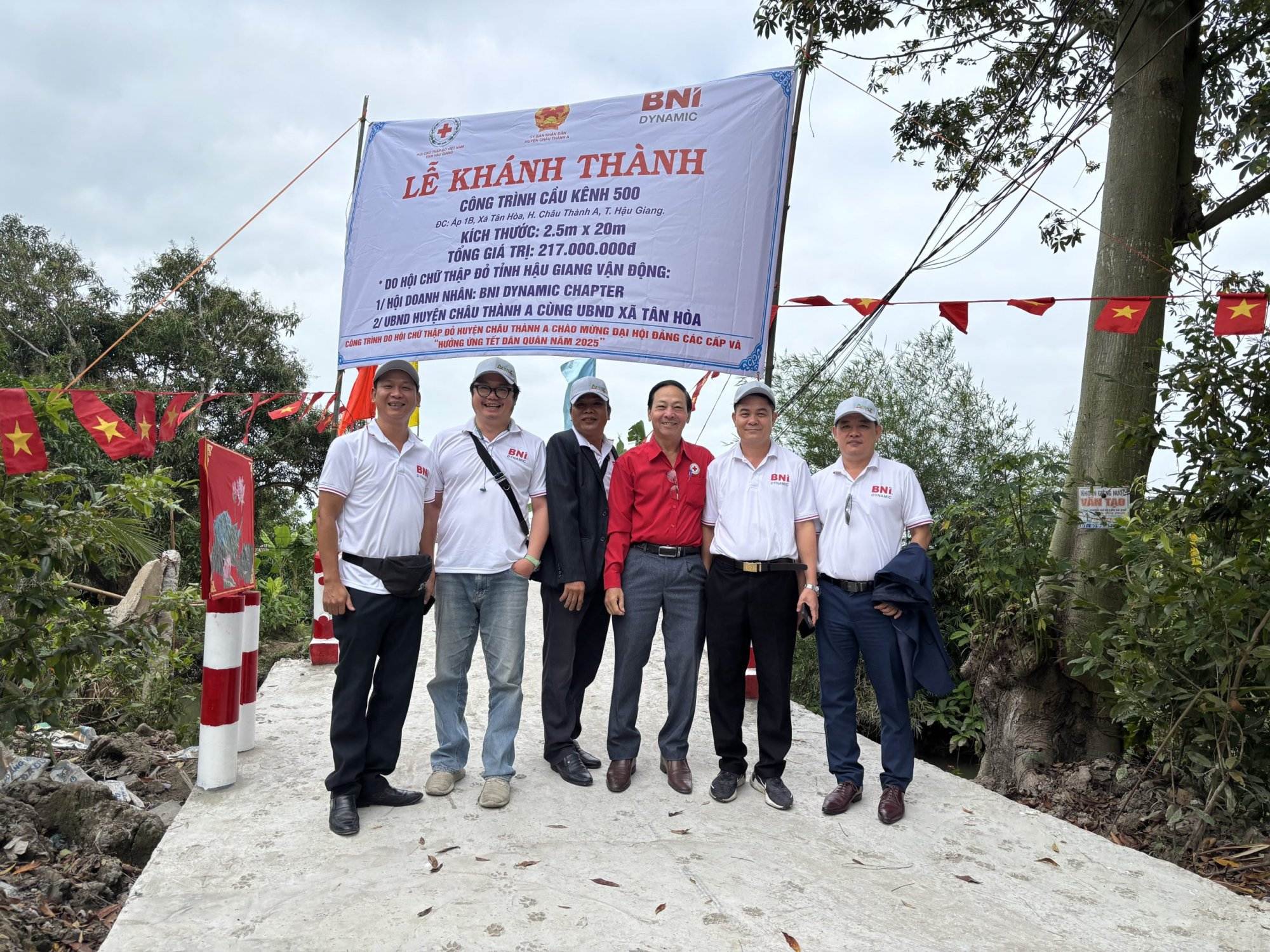 Kỷ niệm ấm áp từ chuyến thiện nguyện Hậu Giang tháng 12/2024 của MondiaL cùng Dynamic-BNI Chapter