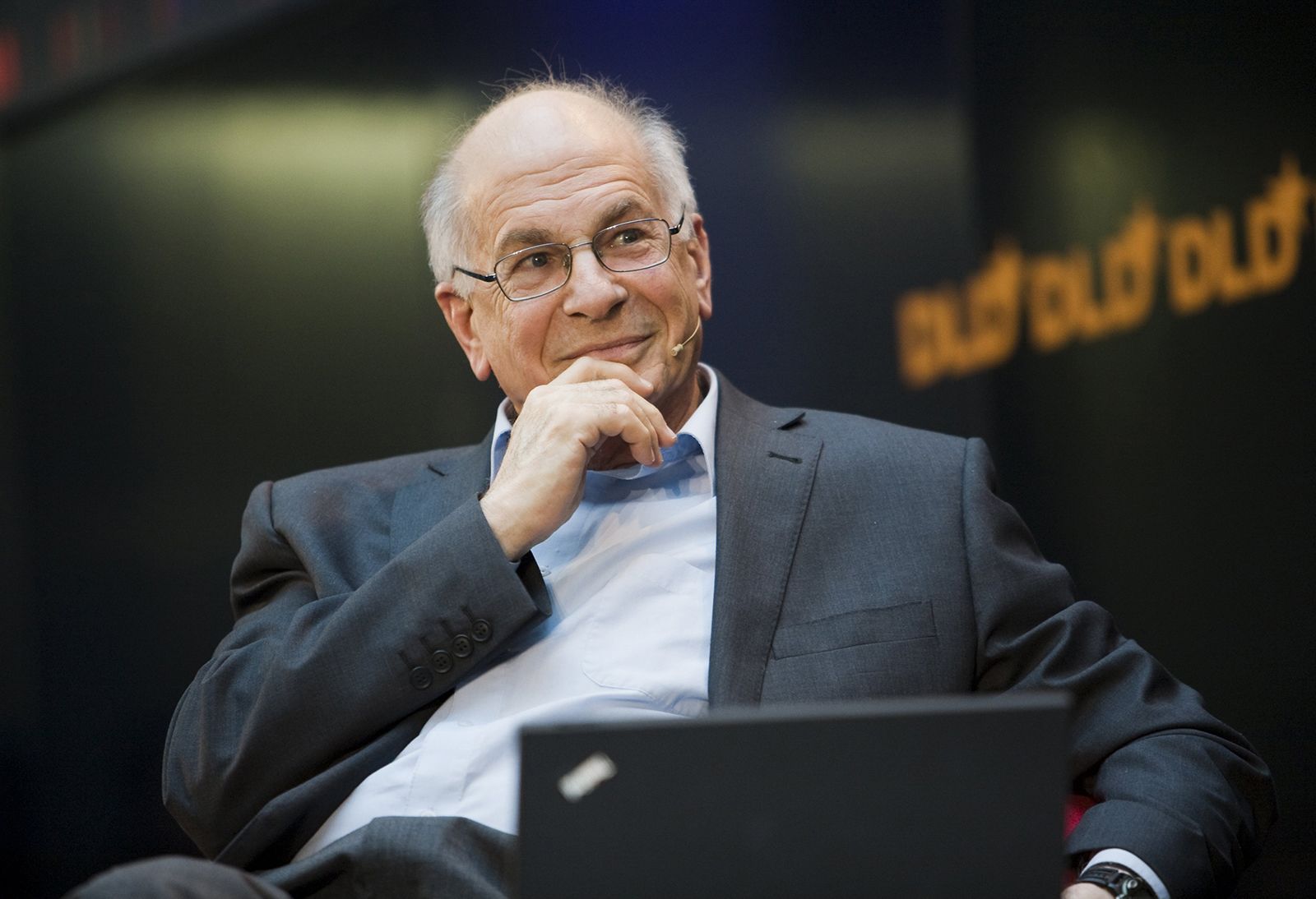 Daniel Kahneman: Lầm tưởng lớn nhất của CEO là nghĩ khách hàng của mình… biết suy nghĩ