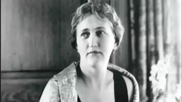 Helen Lansdowne: “Bí mật” đằng sau một trong những quảng cáo “nhạy cảm” và thành công nhất lịch sử
